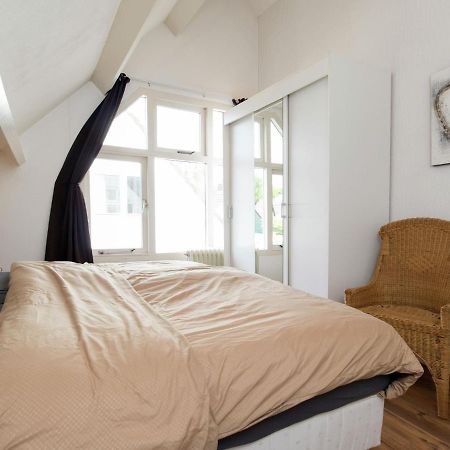 Cosy Holiday Home in Noordwijkerhout near Lake Buitenkant foto