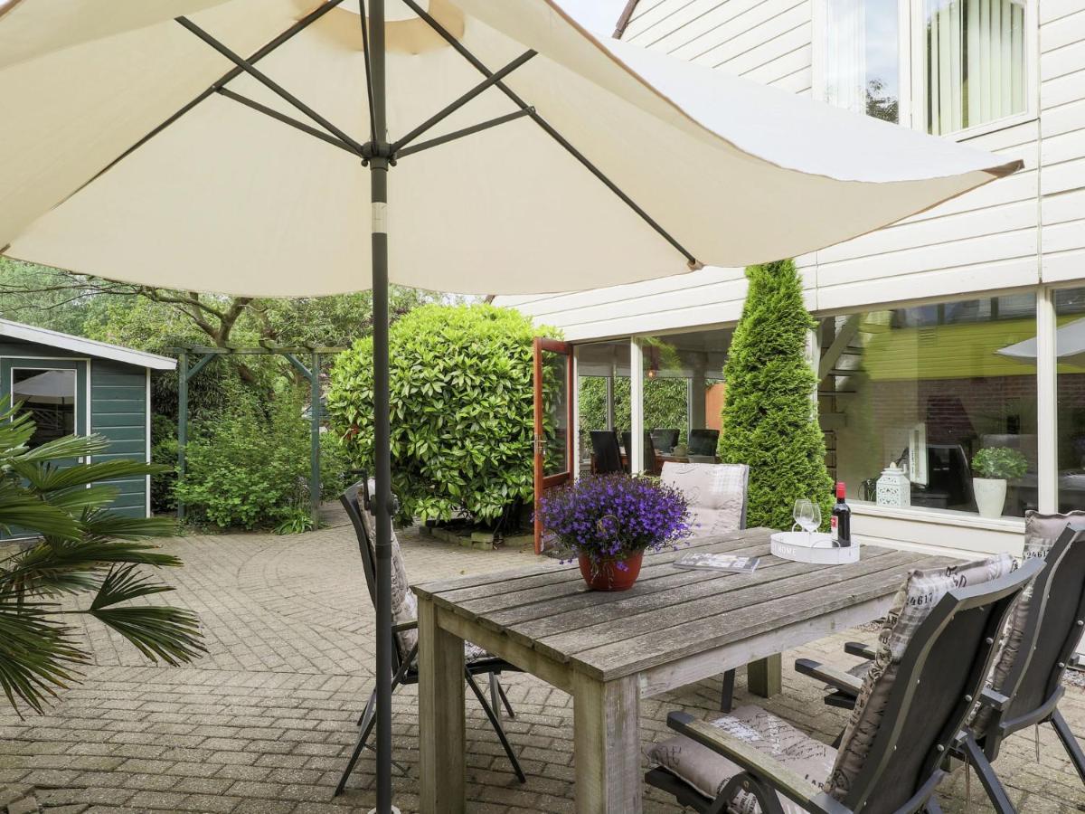 Cosy Holiday Home in Noordwijkerhout near Lake Buitenkant foto